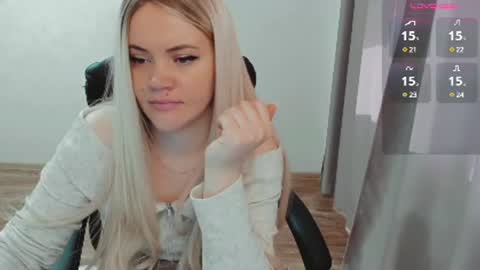 Ella online show from 03.10.25