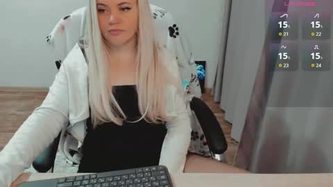 Ella online show from 11.17.25