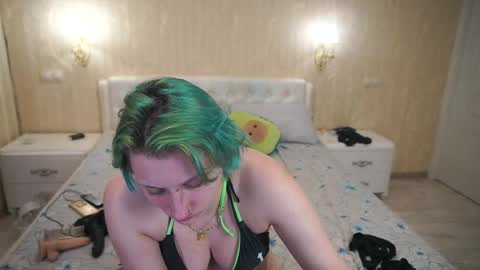 Luna online show from 04.21.26