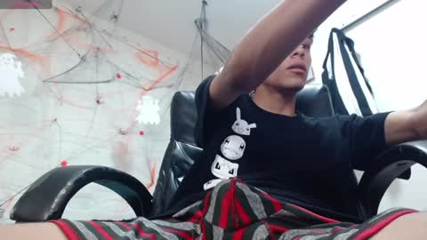 E L I A S online show from 12.05.24