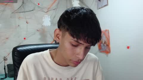 E L I A S online show from 12.06.24