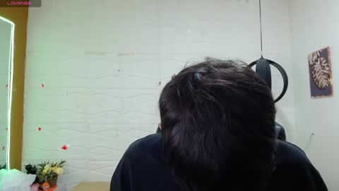 E L I A S online show from 12.12.24