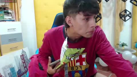 E L I A S online show from 02.23.25