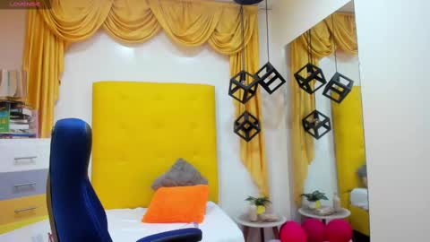 E L I A S online show from 03.02.25