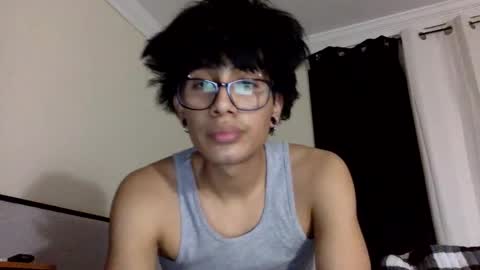 Snapshot of eliasssandres chatting on 11.19.25 eliasssandres online show from 11.19.25