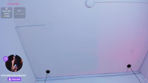 E L I I Z A B E T H   online show from 12.07.24