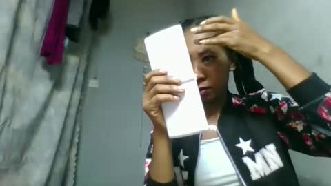 Snapshot of elina981 chatting on 02.11.26 elina981 online show from 02.11.26