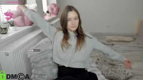 Snapshot of elina_x chatting on 04.01.26 elina_x online show from 04.01.26