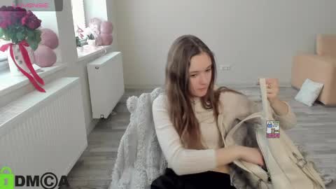 Snapshot of elina_x chatting on 04.19.26 elina_x online show from 04.19.26