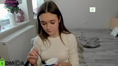 Snapshot of elina_x chatting on 05.03.26 elina_x online show from 05.03.26