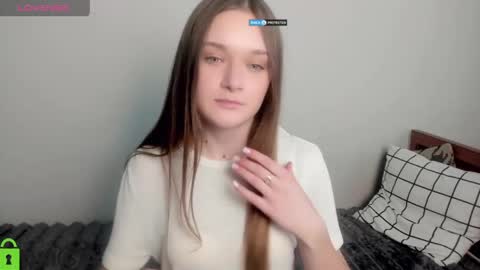 Snapshot of elina_x chatting on 05.06.26 elina_x online show from 05.06.26