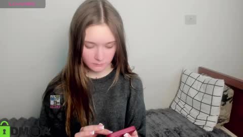 Snapshot of elina_x chatting on 05.10.26 elina_x online show from 05.10.26