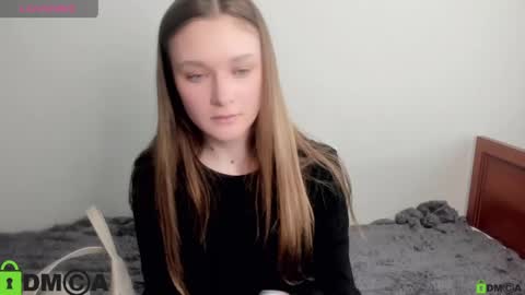 Snapshot of elina_x chatting on 05.14.26 elina_x online show from 05.14.26