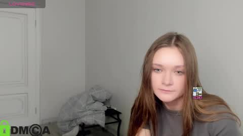 Snapshot of elina_x chatting on 05.20.26 elina_x online show from 05.20.26