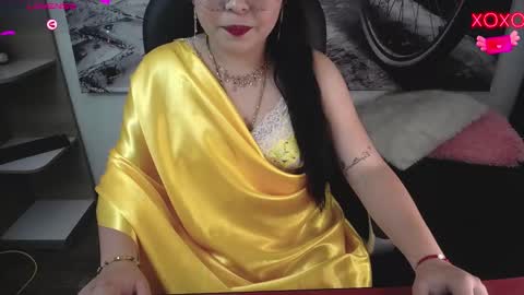 Snapshot of elinaax chatting on 02.11.26 Elina online show from 02.11.26