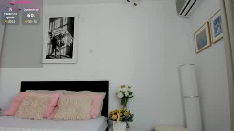 Elina online show from 07.20.26