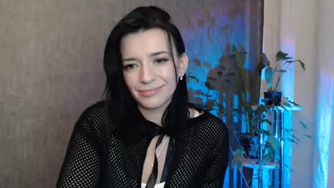 Elina online show from 02.19.25