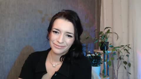 Elina online show from 02.25.25