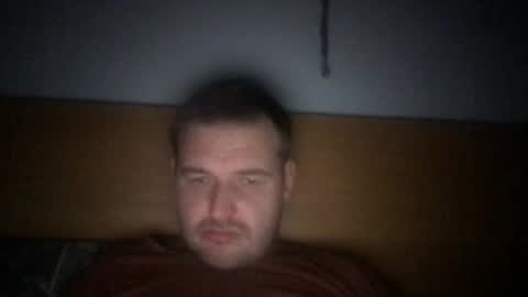 Snapshot of eliot26 chatting on 12.04.24 e26 online show from 12.04.24