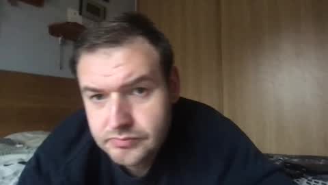 Snapshot of eliot26 chatting on 12.16.24 e26 online show from 12.16.24