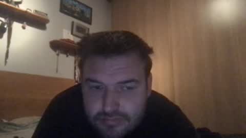 Snapshot of eliot26 chatting on 12.27.24 e26 online show from 12.27.24