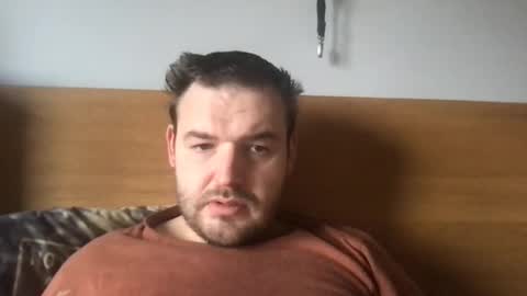 Snapshot of eliot26 chatting on 12.28.24 e26 online show from 12.28.24