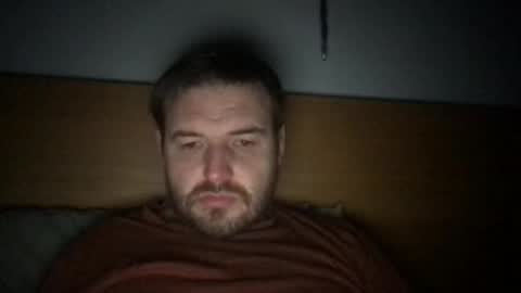 Snapshot of eliot26 chatting on 01.10.25 e26 online show from 01.10.25