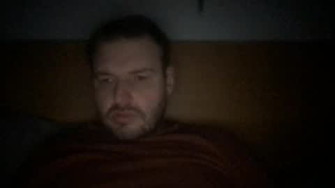 Snapshot of eliot26 chatting on 03.04.25 e26 online show from 03.04.25