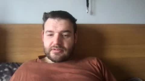 Snapshot of eliot26 chatting on 03.10.25 e26 online show from 03.10.25