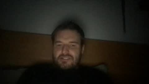 Snapshot of eliot26 chatting on 11.14.25 e26 online show from 11.14.25