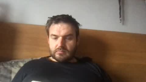 Snapshot of eliot26 chatting on 11.15.25 e26 online show from 11.15.25