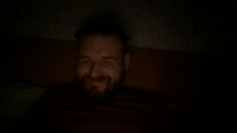 Snapshot of eliot26 chatting on 12.14.25 e26 online show from 12.14.25