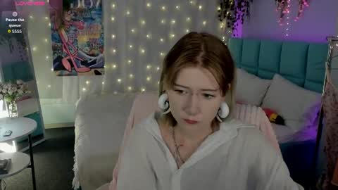 Elira Vane online show from 07.05.26
