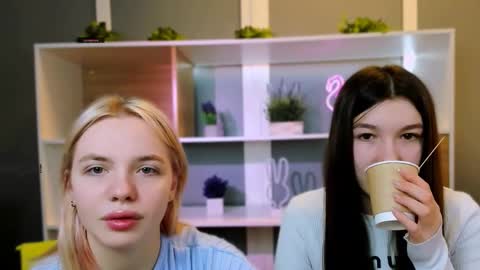 Snapshot of elis_sunny chatting on 02.03.26 elis_sunny online show from 02.03.26