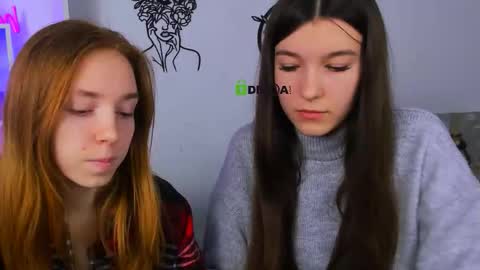 Snapshot of elis_sunny chatting on 03.01.26 elis_sunny online show from 03.01.26