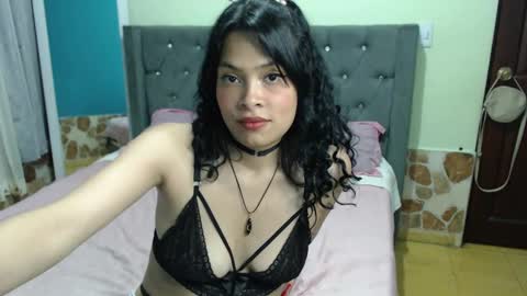 Elisa Diaz online show from 01.30.25