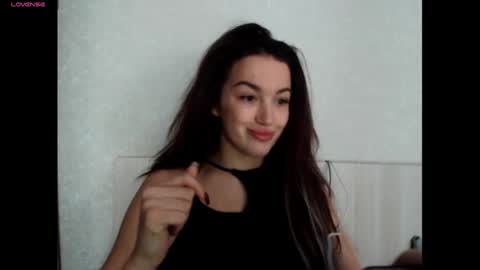 elisa_dove208 online show from 01.10.26