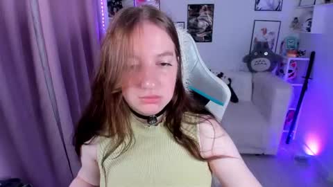Snapshot of elisabeth_binder chatting on 07.31.26 your sweet Lisa online show from 07.31.26
