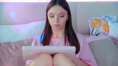 ElisabethDavis online show from 01.30.25