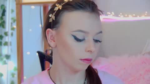 ElisabethDavis online show from 09.14.25