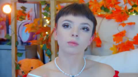 ElisabethDavis online show from 10.16.25