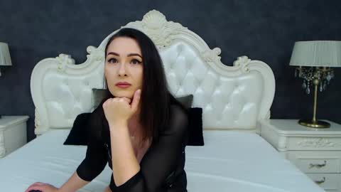 Krissy online show from 04.22.26