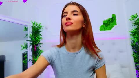 ElisaCharm online show from 11.12.25