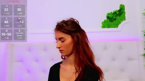 Snapshot of elisacharm chatting on 02.02.26 ElisaCharm online show from 02.02.26