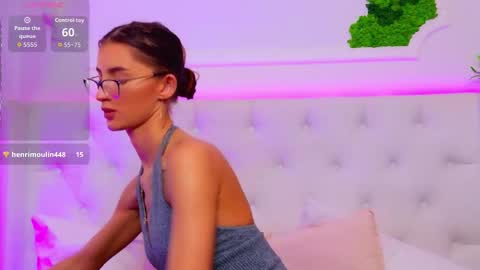 Snapshot of elisacharm chatting on 02.12.26 ElisaCharm online show from 02.12.26