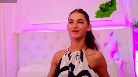 ElisaCharm online show from 06.10.26