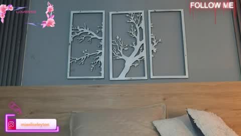 Elise Play Boobs online show from 04.30.26