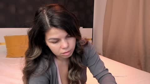 Elly online show from 12.20.24