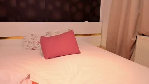 Elly online show from 02.26.26