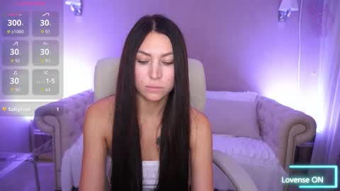 elisevelour online show from 10.15.25